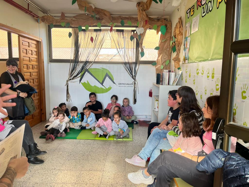 TE REGALO UN POEMA 4: PALABRA (GIANNI RODANI y CECILIA DE ROGGERO)